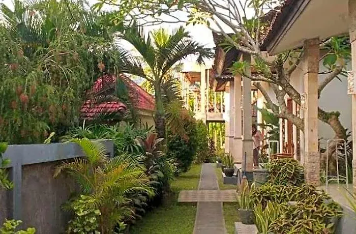Kirra's House ホテル バリ島